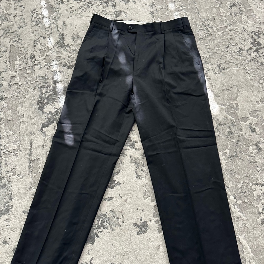 Zenella by Neiman Marcus Tasmania 150s